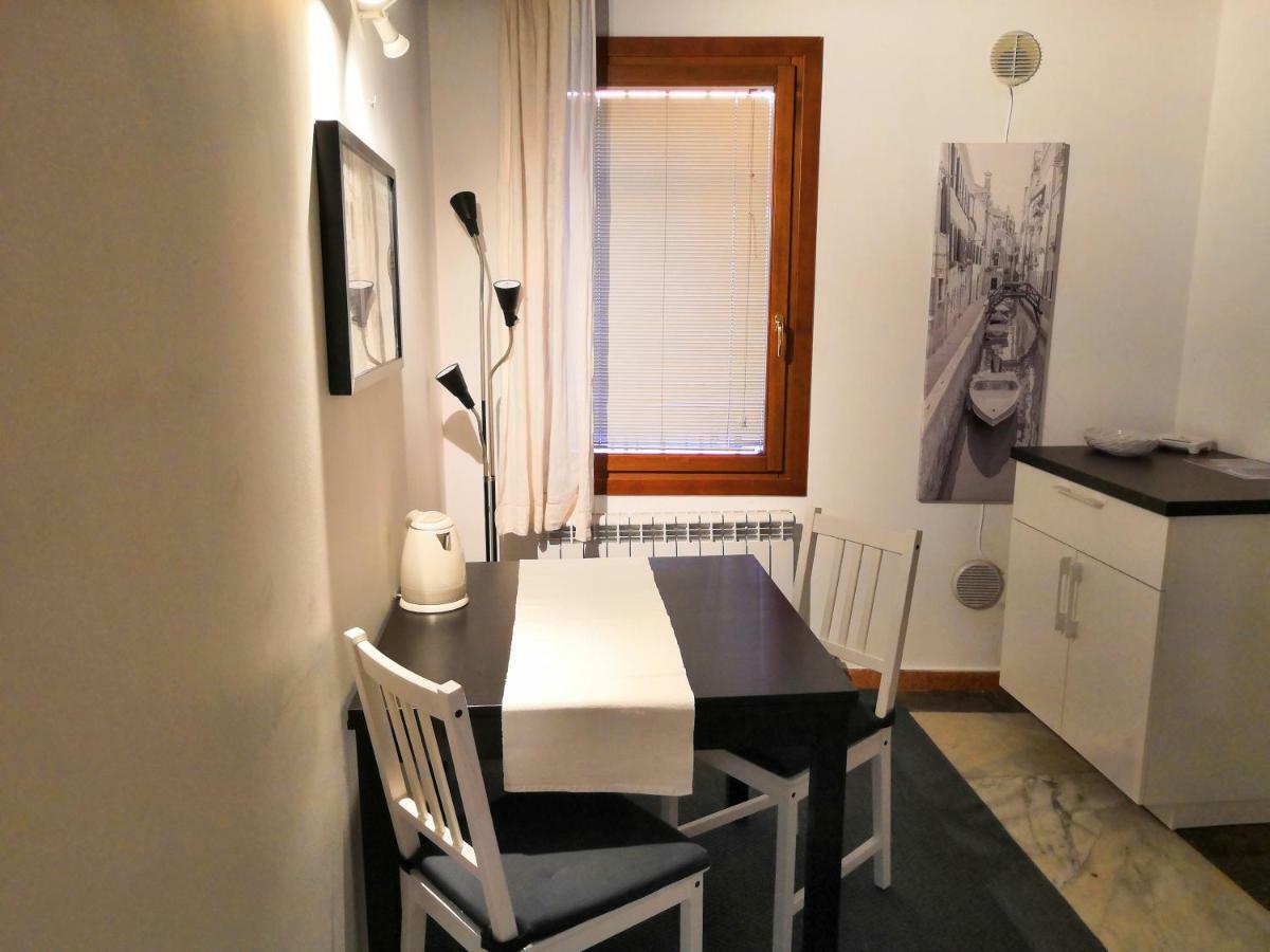 Apartment Castello Ground Floor Venedig