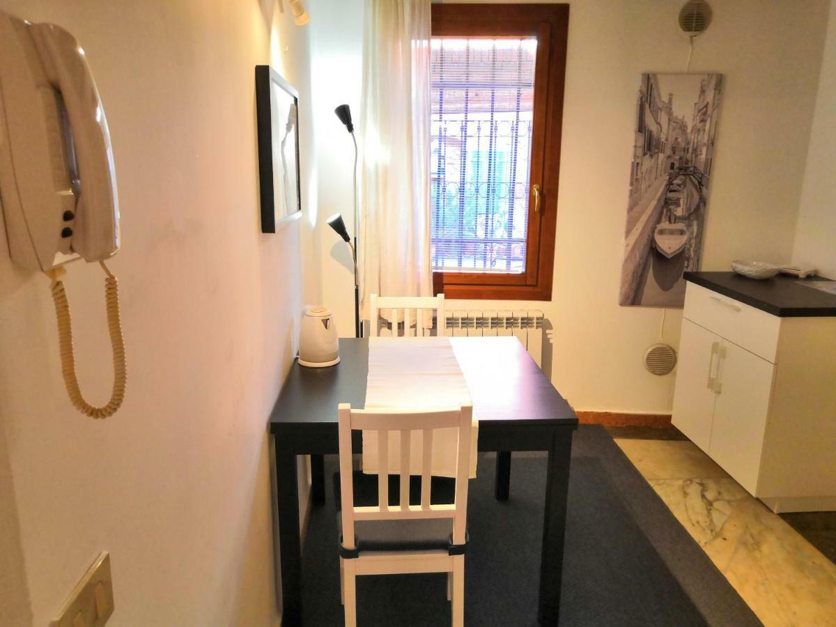 Castello Ground Floor Apartment Venedig
